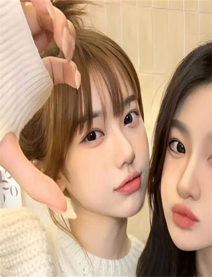 探索《最后的王》的奥秘：隐藏细节与深层意义